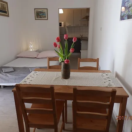 Διαμέρισμα Ruzica *
